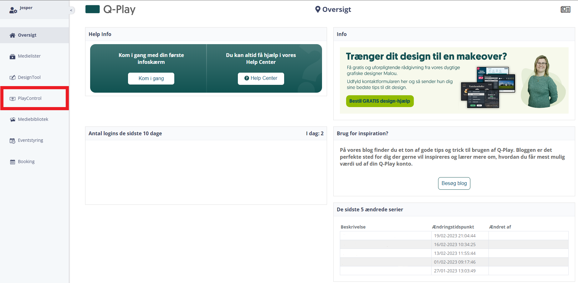 Q-Play dashboard overview highlighting 'PlayControl' tab with helpful tips for first-time info screen setup and design help offer in Danish